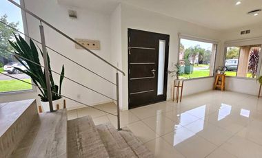 VENTA CASA 4 AMB HARAS MARIA VICTORIA MORENO