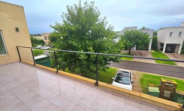 VENTA CASA 4 AMB HARAS MARIA VICTORIA MORENO
