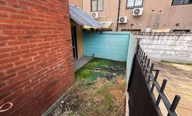 VENTA DUPLEX 3 AMBIENTES MORENO APTO CREDITO
