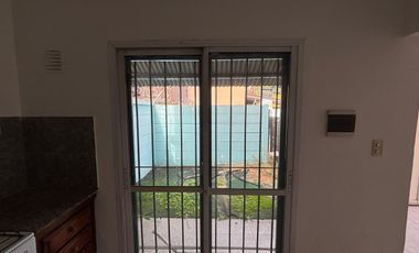VENTA DUPLEX 3 AMBIENTES MORENO APTO CREDITO