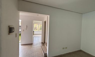VENTA DUPLEX 3 AMBIENTES MORENO APTO CREDITO