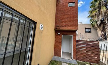 VENTA DUPLEX 3 AMBIENTES MORENO APTO CREDITO
