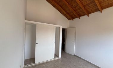 VENTA DUPLEX 3 AMBIENTES MORENO APTO CREDITO