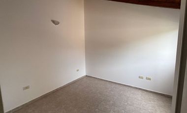VENTA DUPLEX 3 AMBIENTES MORENO APTO CREDITO
