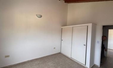 VENTA DUPLEX 3 AMBIENTES MORENO APTO CREDITO