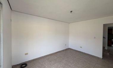 VENTA DUPLEX 3 AMBIENTES MORENO APTO CREDITO