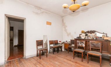 VENTA CASA  EN AVELLANEDA