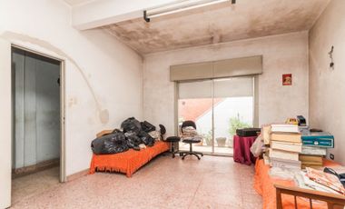 VENTA CASA  EN AVELLANEDA