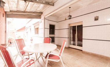 VENTA CASA  EN AVELLANEDA