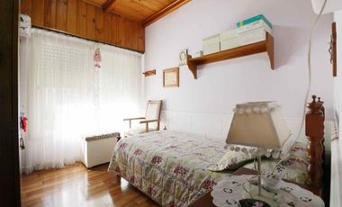 Casa 3 amb + departamento 2 amb  - Villa Ballester