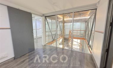 Oficina en Venta en Av las Torres 6297