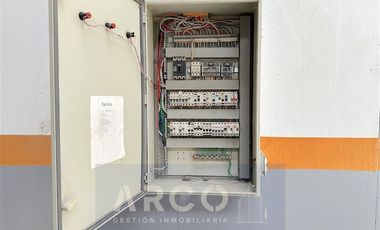 Oficina en Venta en Av las Torres 6297