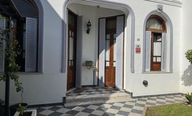 VENTA CASA 5 AMB CON PATIO Y TERRAZA LANUS ESTE
