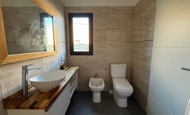ALQUILER CASA SAN RAMÓN PILAR DEL ESTE 4 AMB