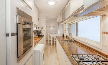 Dpto 4 amb  c/cochera en venta en Vicente Lopez