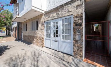 Venta de parte indivisa  Dpto 2 dormitorios.-