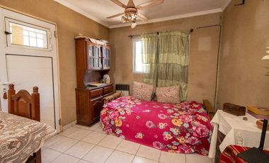 Venta de parte indivisa  Dpto 2 dormitorios.-