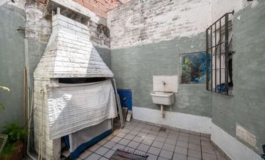 Venta de parte indivisa  Dpto 2 dormitorios.-
