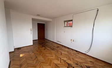 DEPTO DE UN DORMITORIO FRENTE A AV.ALEM