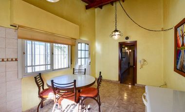 CASA EN VENTA EN LA PLATA