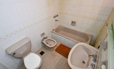 CASA EN VENTA EN LA PLATA