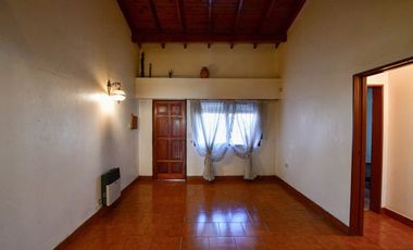 CASA EN VENTA EN LA PLATA
