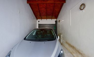 CASA EN VENTA EN LA PLATA