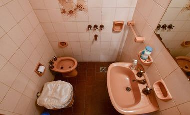 CASA EN VENTA EN LA PLATA