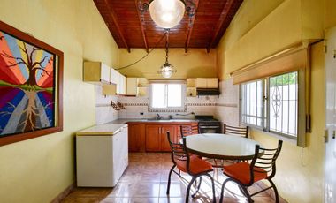 CASA EN VENTA EN LA PLATA