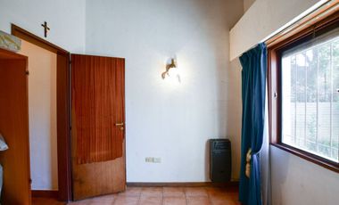 CASA EN VENTA EN LA PLATA