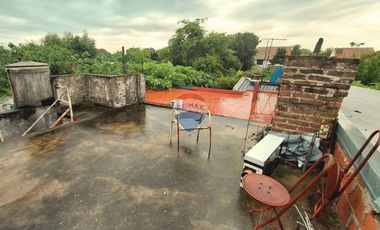VENTA PH 2 AMBIENTES EN BERNAL