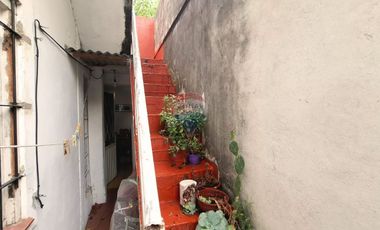 VENTA PH 2 AMBIENTES EN BERNAL