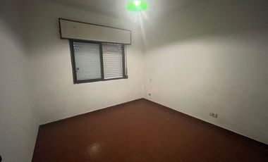 VENTA CASA 3 AMB + DEPTO + LOCAL ¡APTO CREDITO!