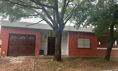 VENTA CASA 3 AMB + DEPTO + LOCAL ¡APTO CREDITO!