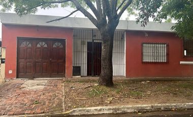 VENTA CASA 3 AMB + DEPTO + LOCAL ¡APTO CREDITO!