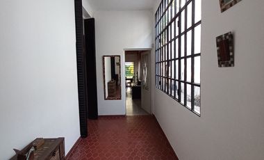 VTA CASA 4 AMB EN BERNAL C/GRAN FONDO