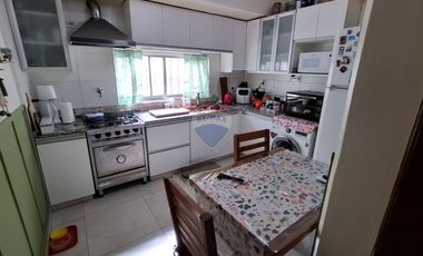 VENTA PH TIPO CASA 3 AMB CON COCHERA APTO CREDITO