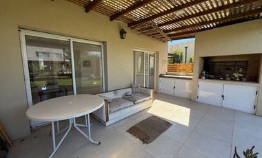 CASA 3 AMBIENTES VENTA SAN RAMON PILAR DEL ESTE