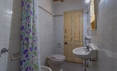 Venta en block dos propiedades 3 ambientes Miramar