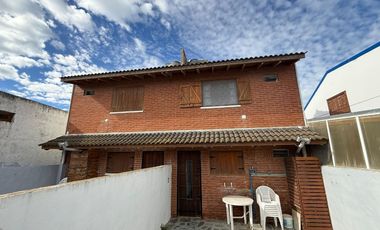 Venta 2 duplex + 2 dptos en block, Santa Clara