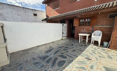 Venta 2 duplex + 2 dptos en block, Santa Clara