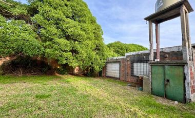Venta casa a reciclar zona Alfar con gran parque