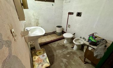 Venta casa a reciclar zona Alfar con gran parque