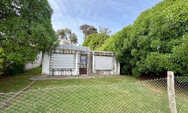 Venta casa a reciclar zona Alfar con gran parque