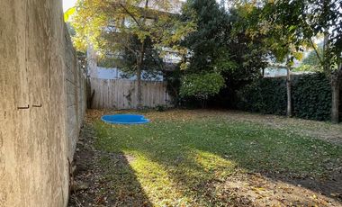 ALQUILER CASA 3 AMB CON JARDIN EN MARTINEZ