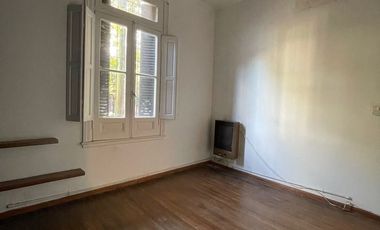 ALQUILER CASA 3 AMB CON JARDIN EN MARTINEZ