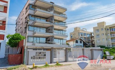 Venta depto 2 ambientes  con terraza Gesell  y mar