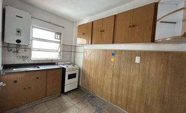 DEPARTAMENTO 2 AMBIENTES BALCON  FLORES ALQUILER