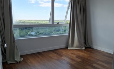 Departamento de 3 ambientes en alquiler sin muebles piso alto luminoso