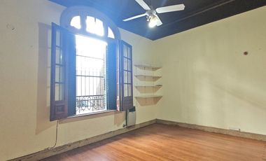 VENTA PH 3 ambientes con patio en Flores